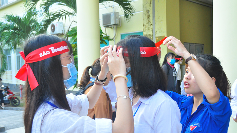 Tưng bừng Chủ nhật Đỏ tại trường đại học Trà Vinh ảnh 13