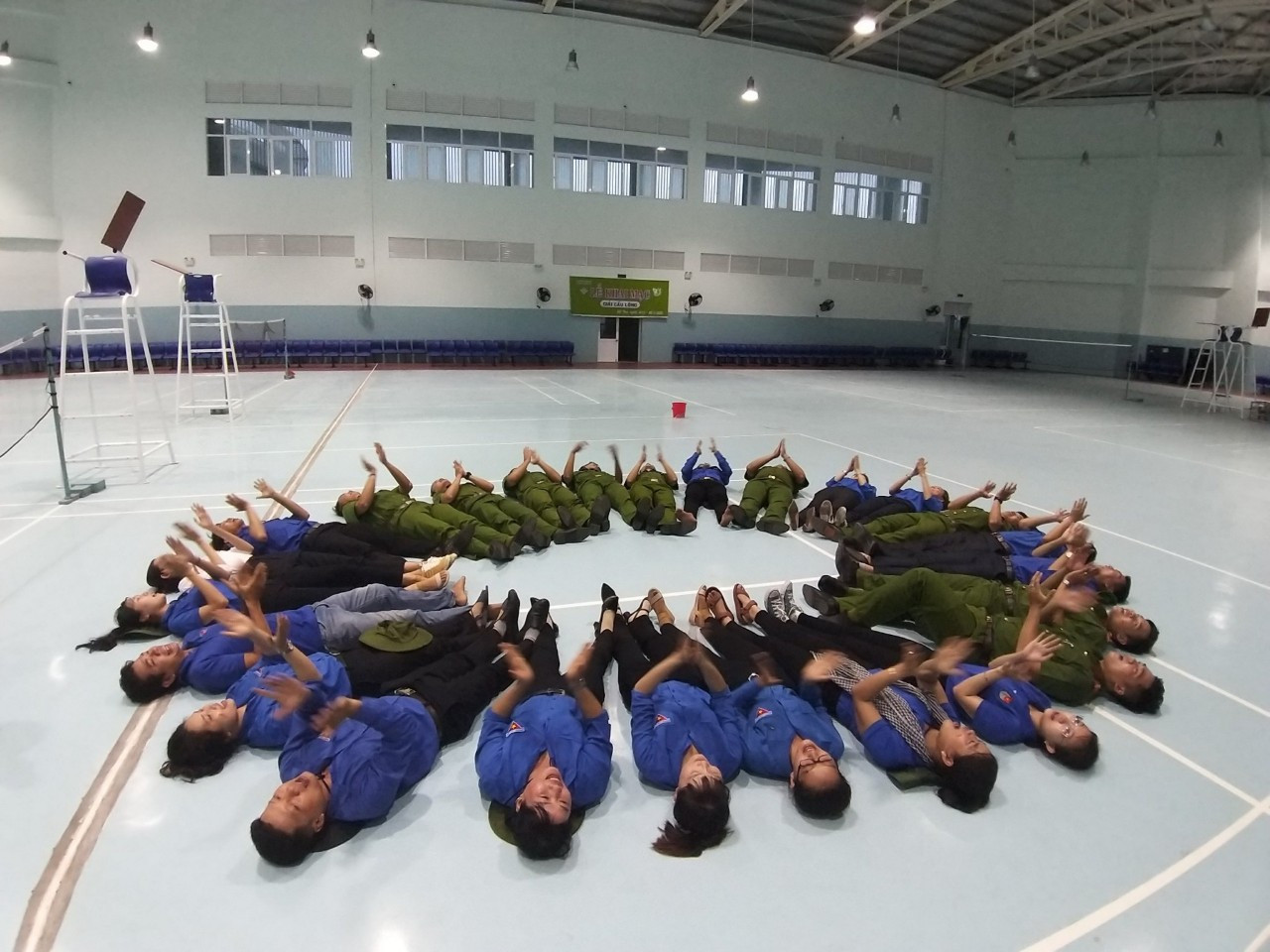 Tiền Giang tuyên dương 32 thanh niên làm theo lời Bác ảnh 4