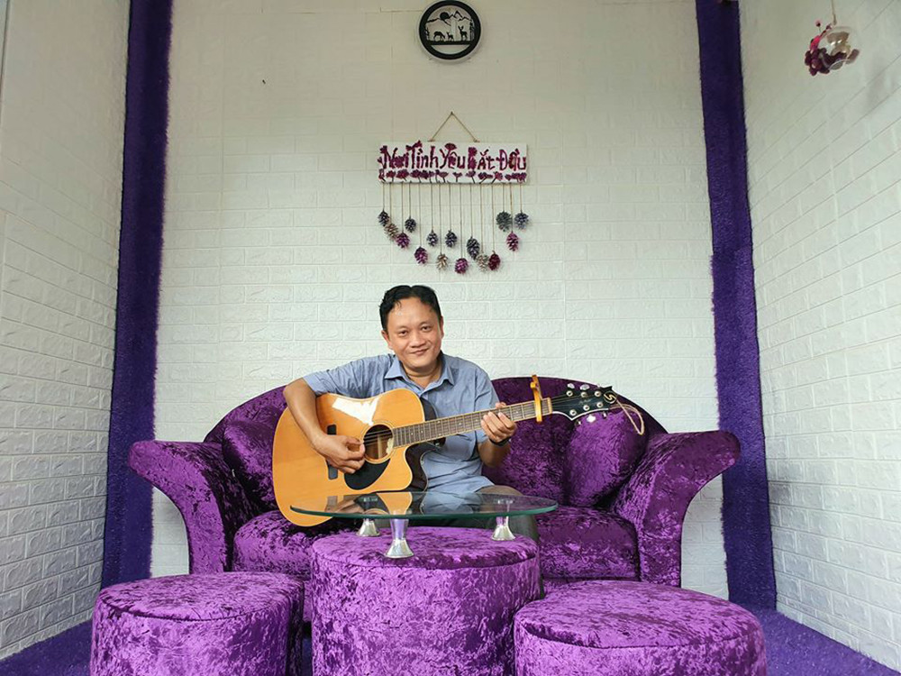 Căn nhà màu tím độc đáo ở Cần Thơ hút khách đến 'check-in' ảnh 13