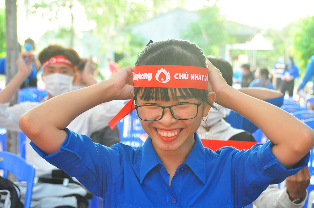 Hàng trăm bạn trẻ tham gia hiến máu tại trường ĐH Đồng Tháp ảnh 3