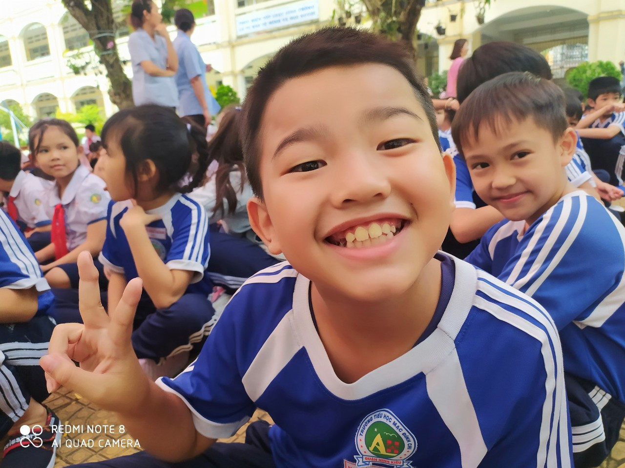 Học sinh háo hức trải nghiệm làm bánh dân gian ảnh 5