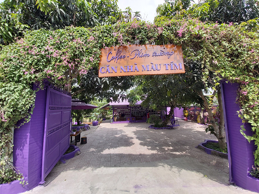 Căn nhà màu tím độc đáo ở Cần Thơ hút khách đến 'check-in' ảnh 18