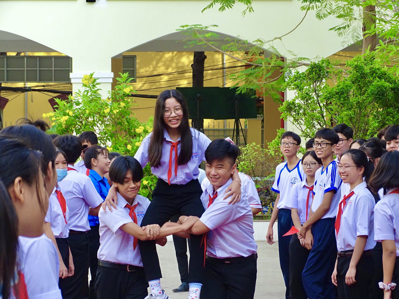 Sôi nổi ngày hội 'Thiếu nhi vui khỏe - Tiến bước lên Đoàn' ảnh 14