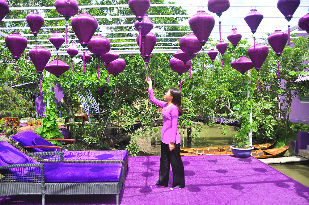 Căn nhà màu tím độc đáo ở Cần Thơ hút khách đến 'check-in' ảnh 3