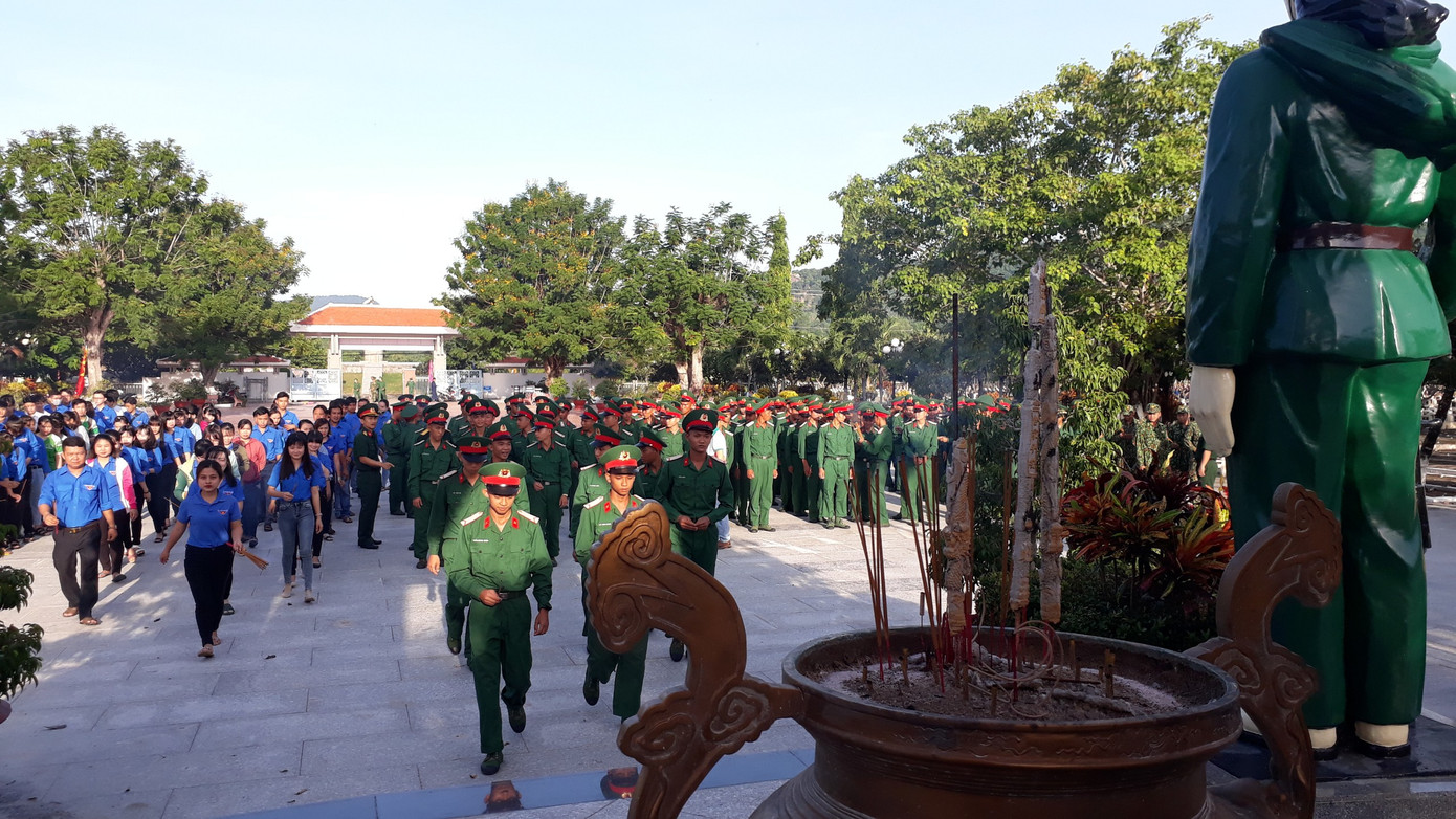 Tuổi trẻ An Giang tri ân anh hùng liệt sỹ ảnh 3