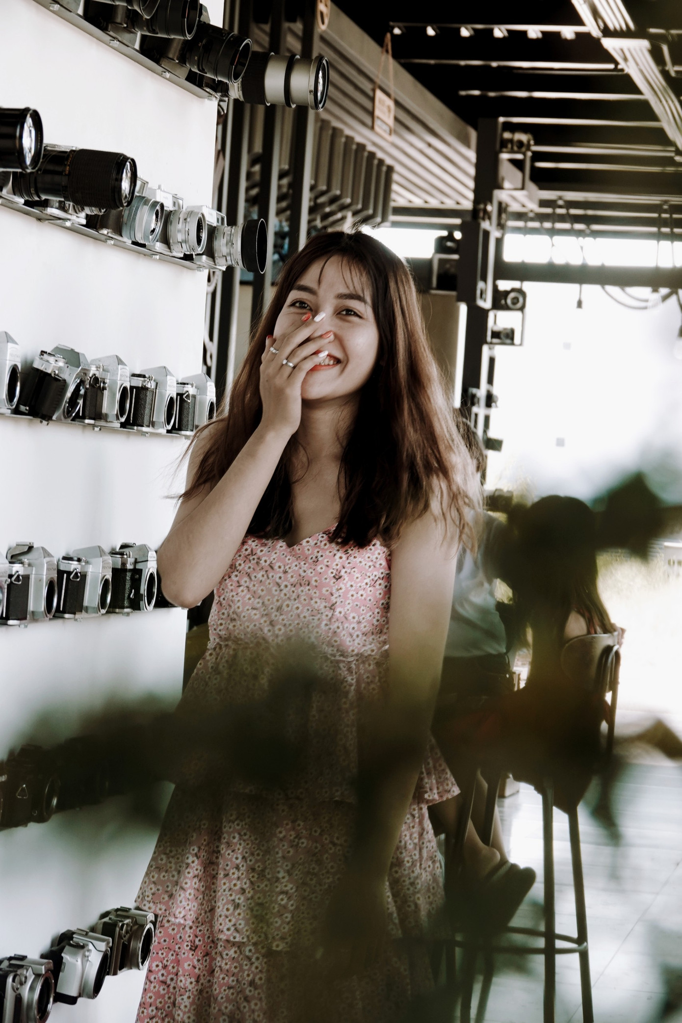 Lóa mắt với bộ sưu tập 600 máy ảnh của chàng trai ở miền Tây ảnh 7