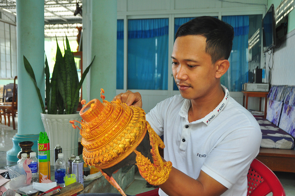Nghệ nhân 9x dân tộc Khmer khát khao bảo tồn giá trị truyền thống ​ ảnh 2