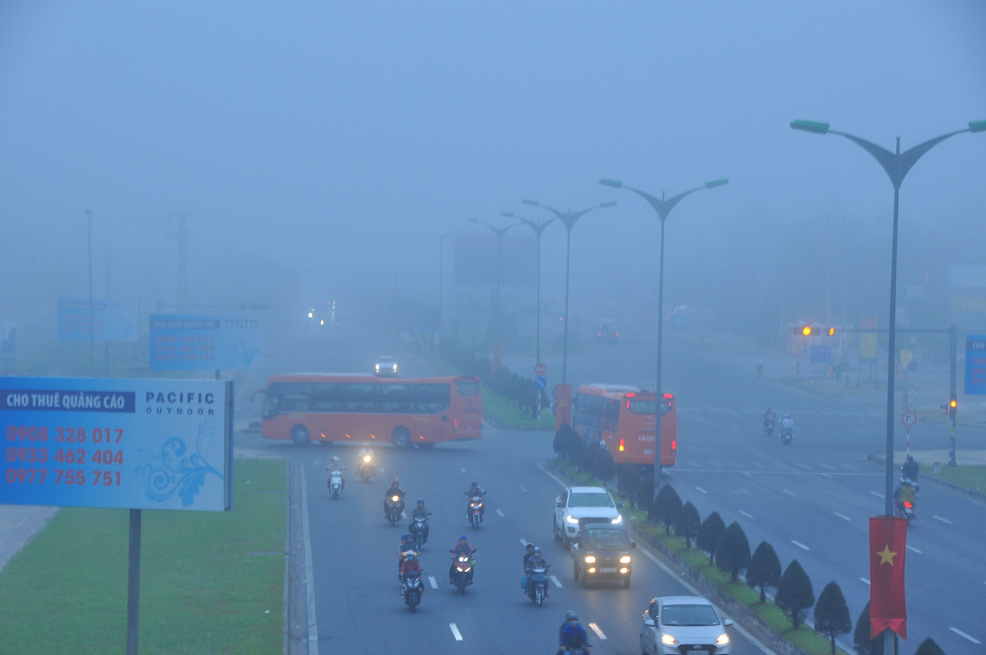 Sương mù xuất hiện dày đặc ngày đầu năm ở Cần Thơ ảnh 4