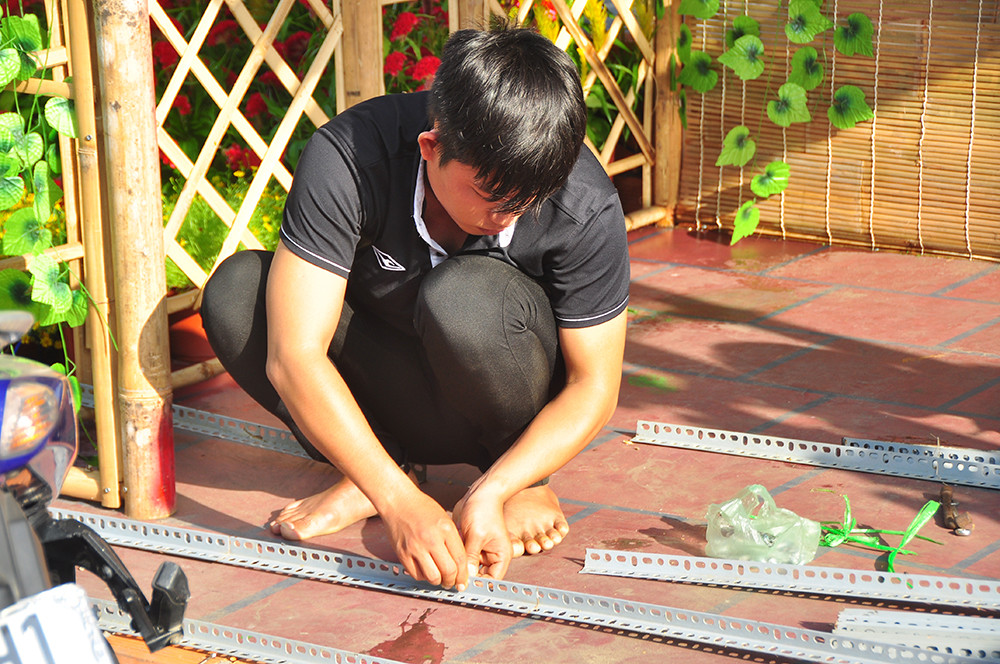 Đường hoa xuân Cần Thơ được làm từ 85 nghìn chậu phục vụ du khách ảnh 12