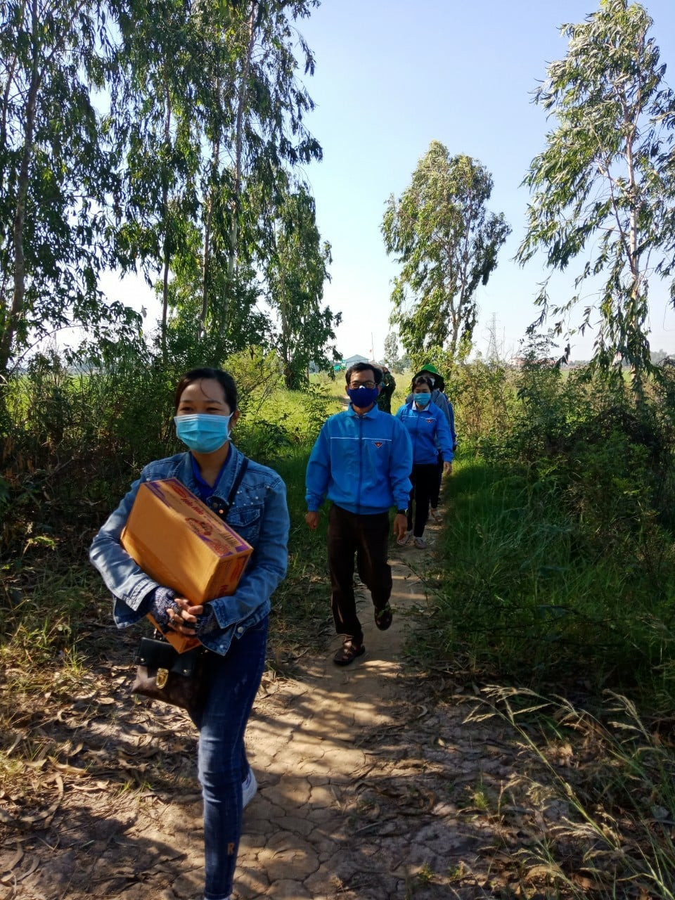  Tuổi trẻ An Giang 'thắp sáng biên cương' ngăn chặn COVID-19 ảnh 7