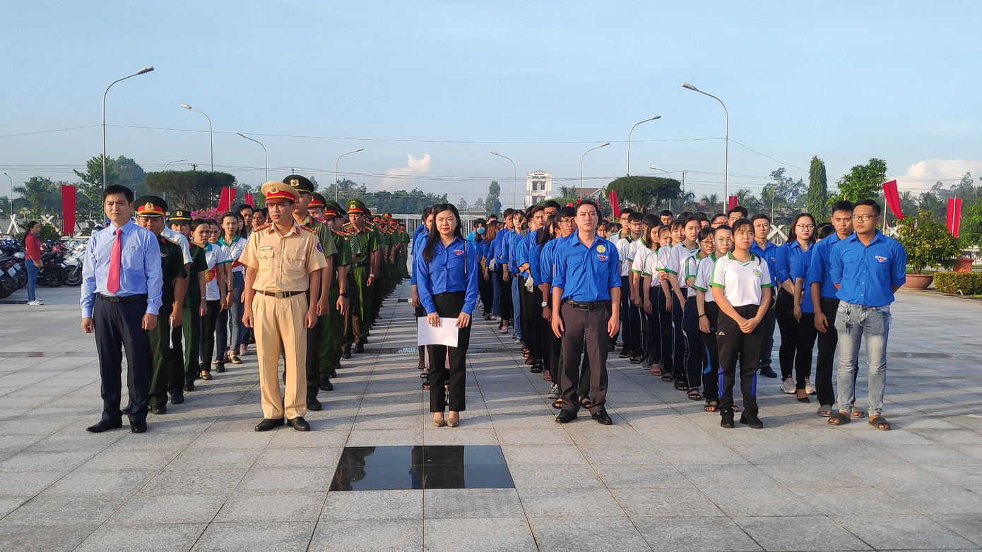 Tuổi trẻ An Giang tri ân anh hùng liệt sỹ ảnh 2