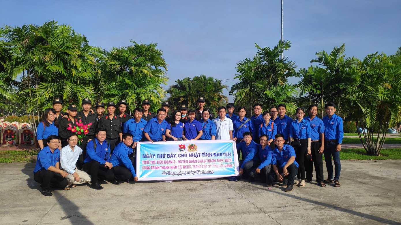 Tuổi trẻ An Giang tri ân anh hùng liệt sỹ ảnh 10
