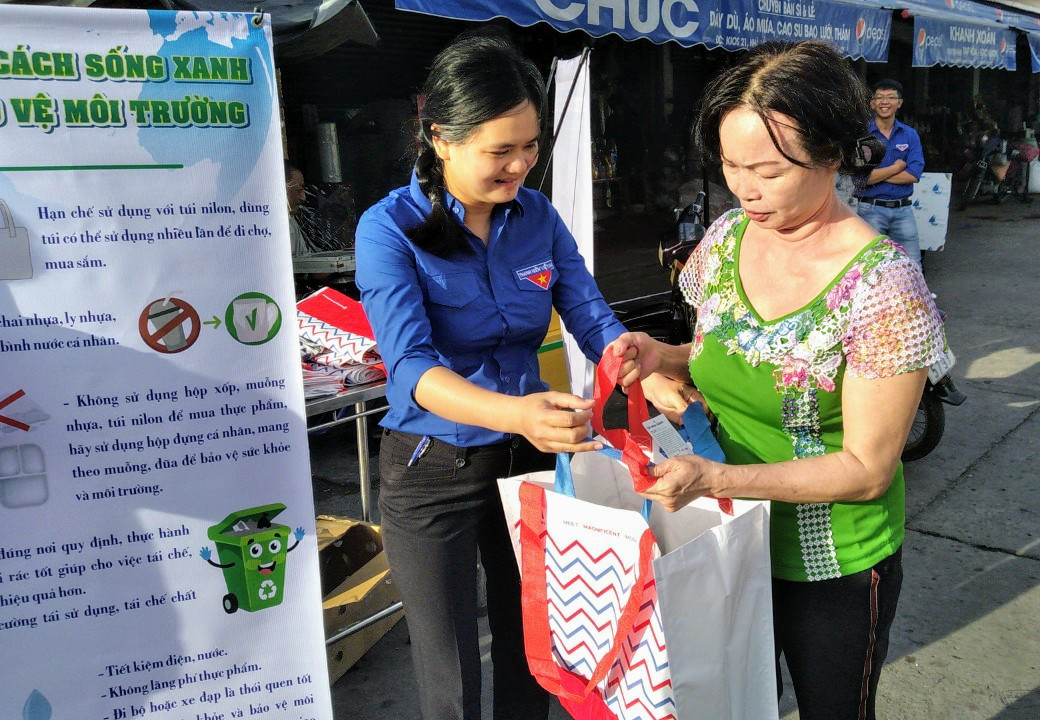 Cần Thơ ra quân bảo vệ môi trường ảnh 3