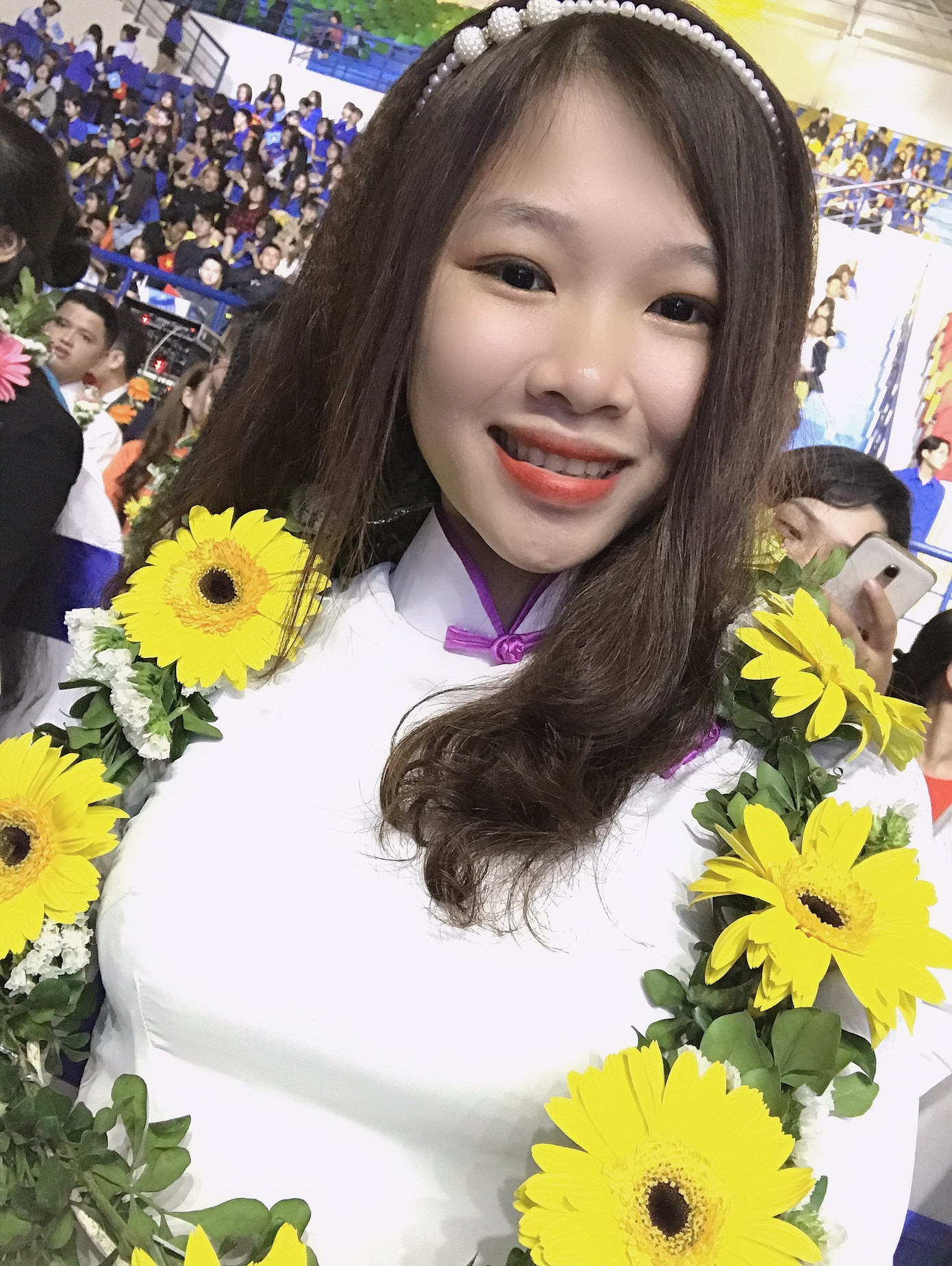 Nữ kỹ sư tương lai say mê xây nhà giúp dân nghèo ảnh 8