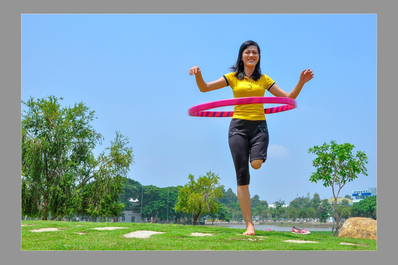 Cảm động cô giáo 1 chân mang bánh tét tiếp sức bộ đội chống dịch ảnh 4