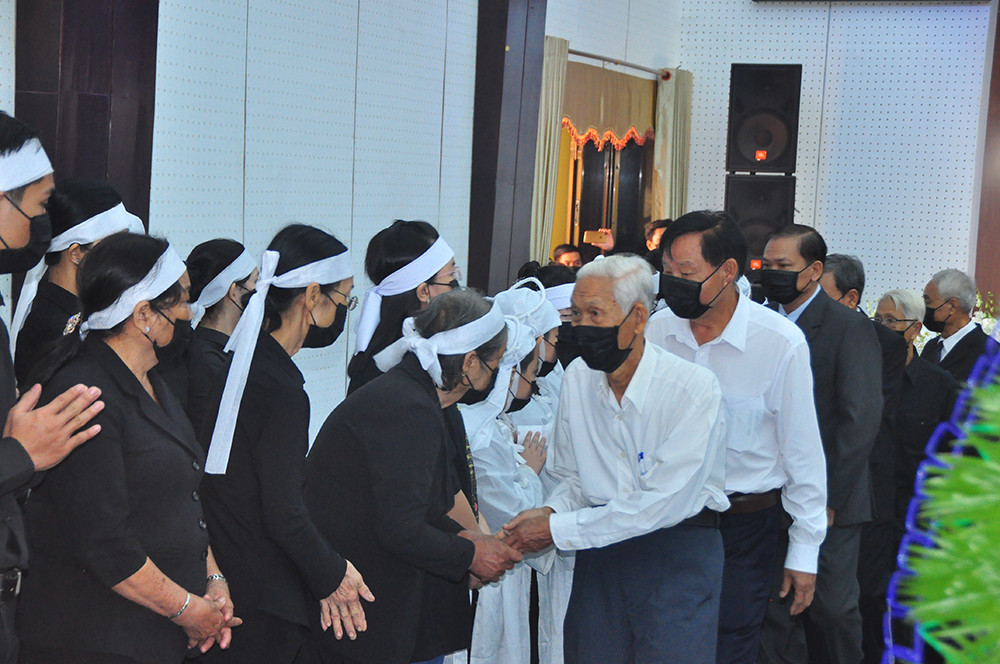 Lãnh đạo Đảng, Nhà nước viếng nguyên Phó Thủ tướng Trương Vĩnh Trọng ảnh 12