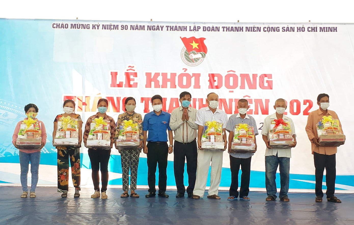 Gần 400 triệu đồng hỗ trợ an sinh xã hội trong ngày ra quân Tháng thanh niên ảnh 6