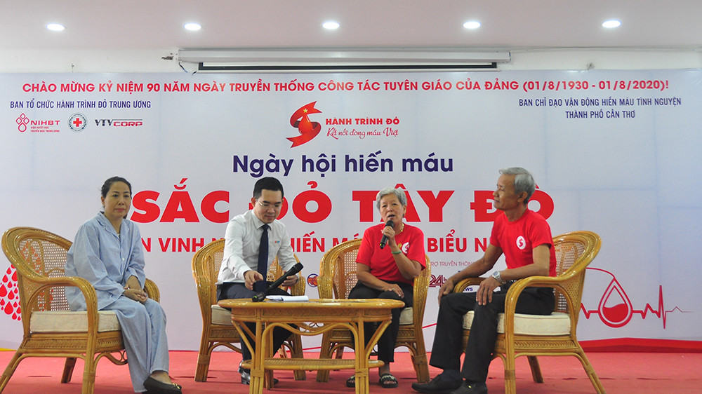 Tưng bừng Ngày hội sắc đỏ Tây Đô ảnh 10