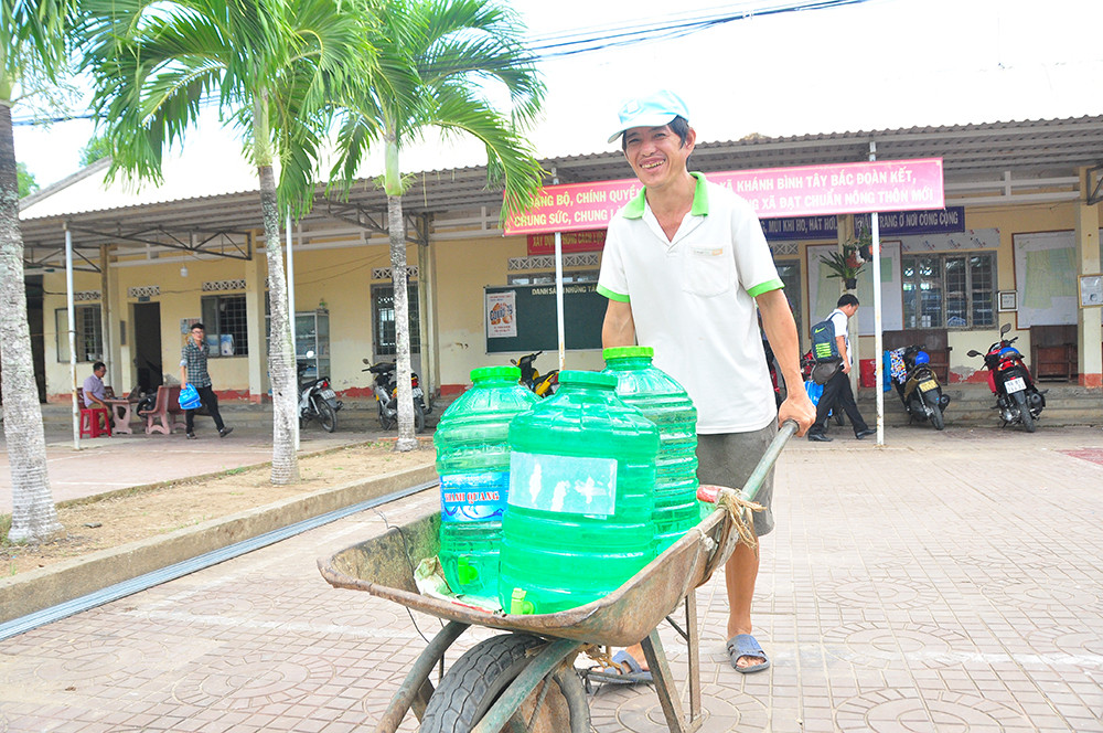 Tặng 3 hệ thống máy lọc nước nhiễm mặn Makano tại Cà Mau, Kiên Giang ảnh 11