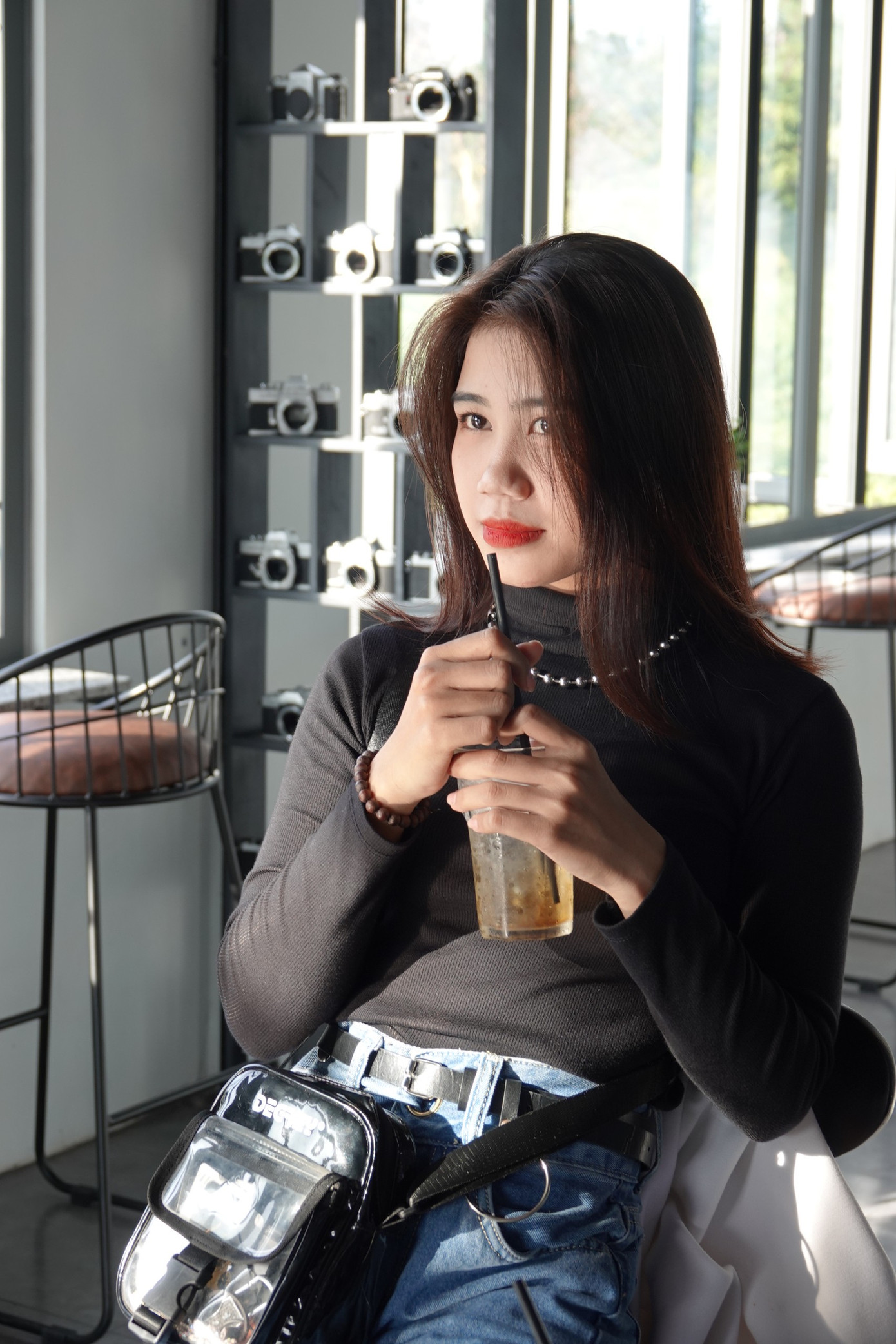 Lóa mắt với bộ sưu tập 600 máy ảnh của chàng trai ở miền Tây ảnh 5