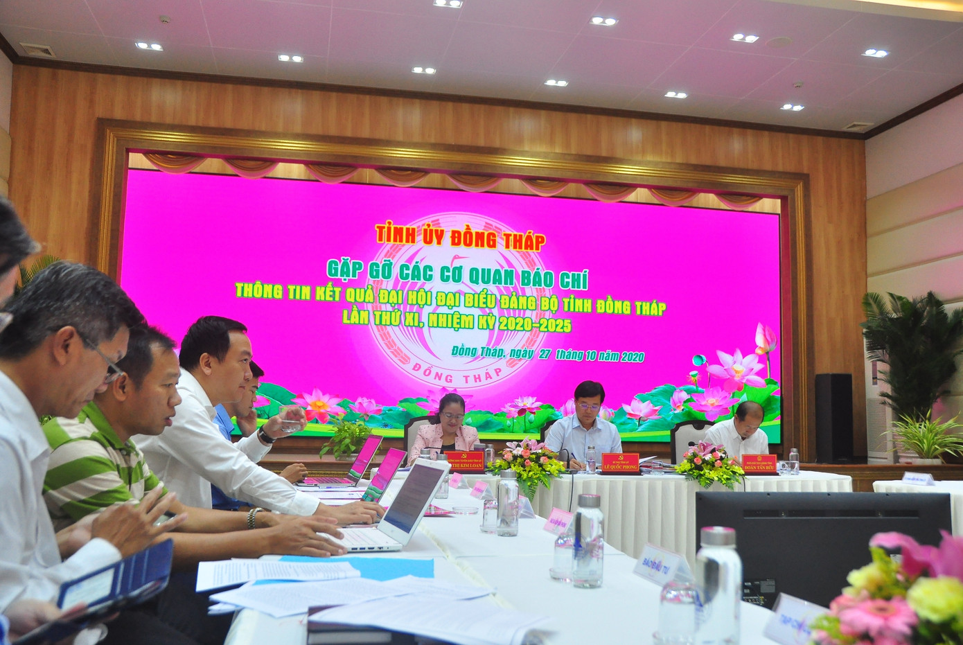 Bí thư Tỉnh ủy Đồng Tháp Lê Quốc Phong nêu cao tinh thần cầu thị ảnh 2