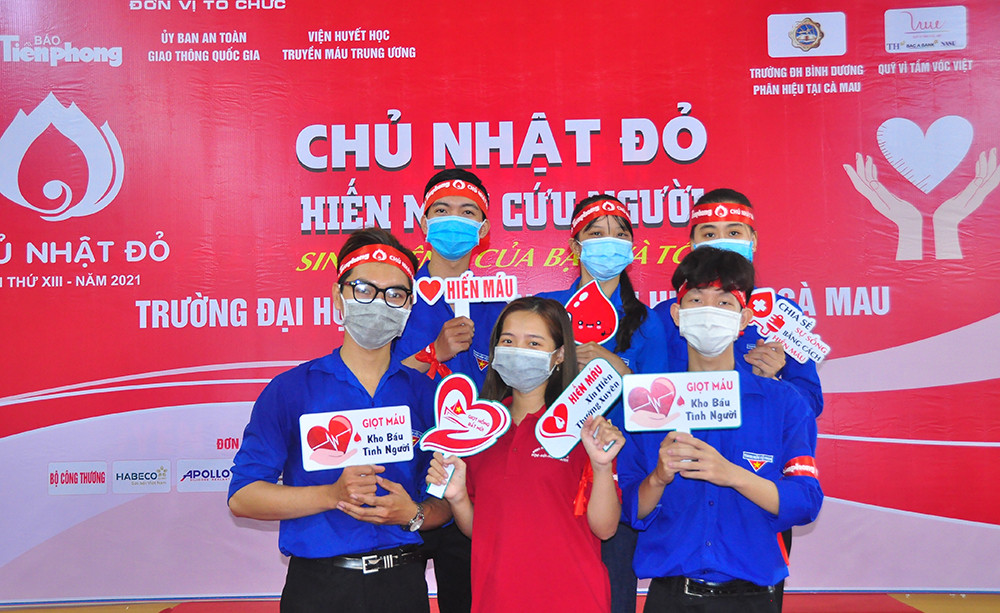 Tưng bừng Chủ nhật Đỏ tại Cà Mau ảnh 3