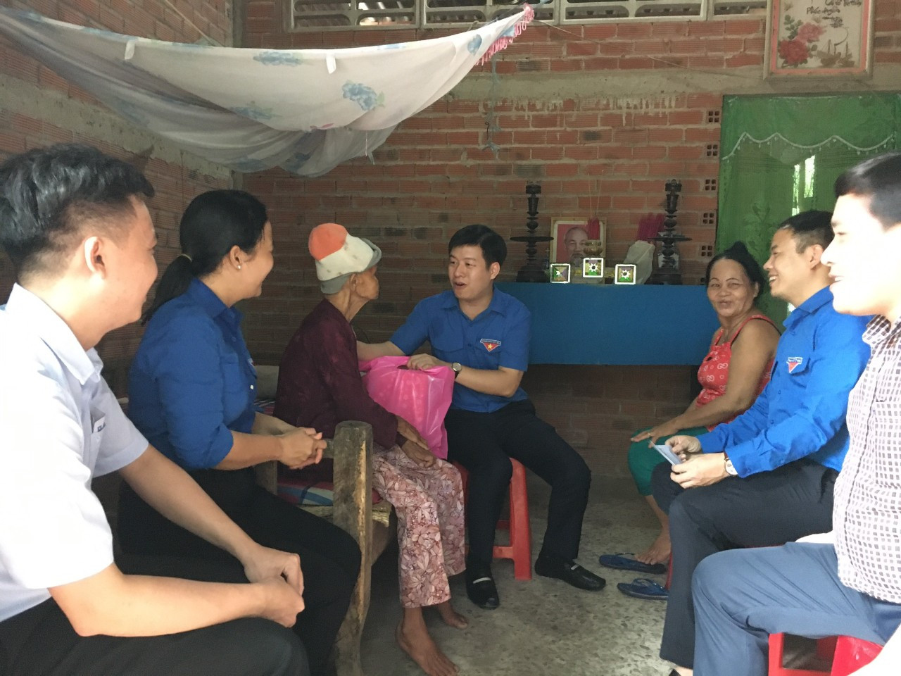 Hành trình 1 triệu ly sữa đến với thiếu nhi khó khăn Tiền Giang ảnh 4