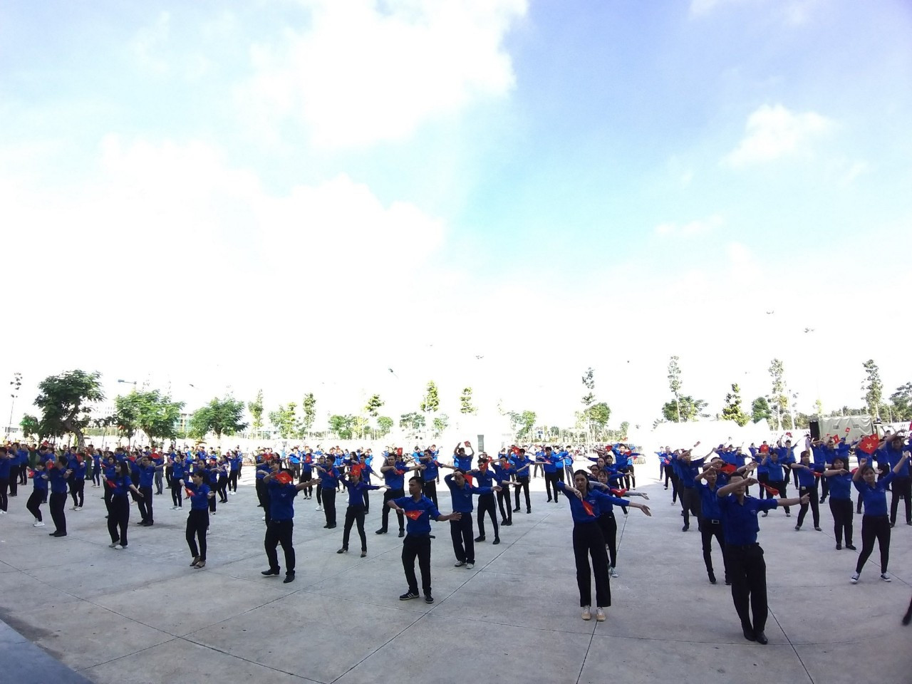 Tiền Giang tuyên dương 32 thanh niên làm theo lời Bác ảnh 3