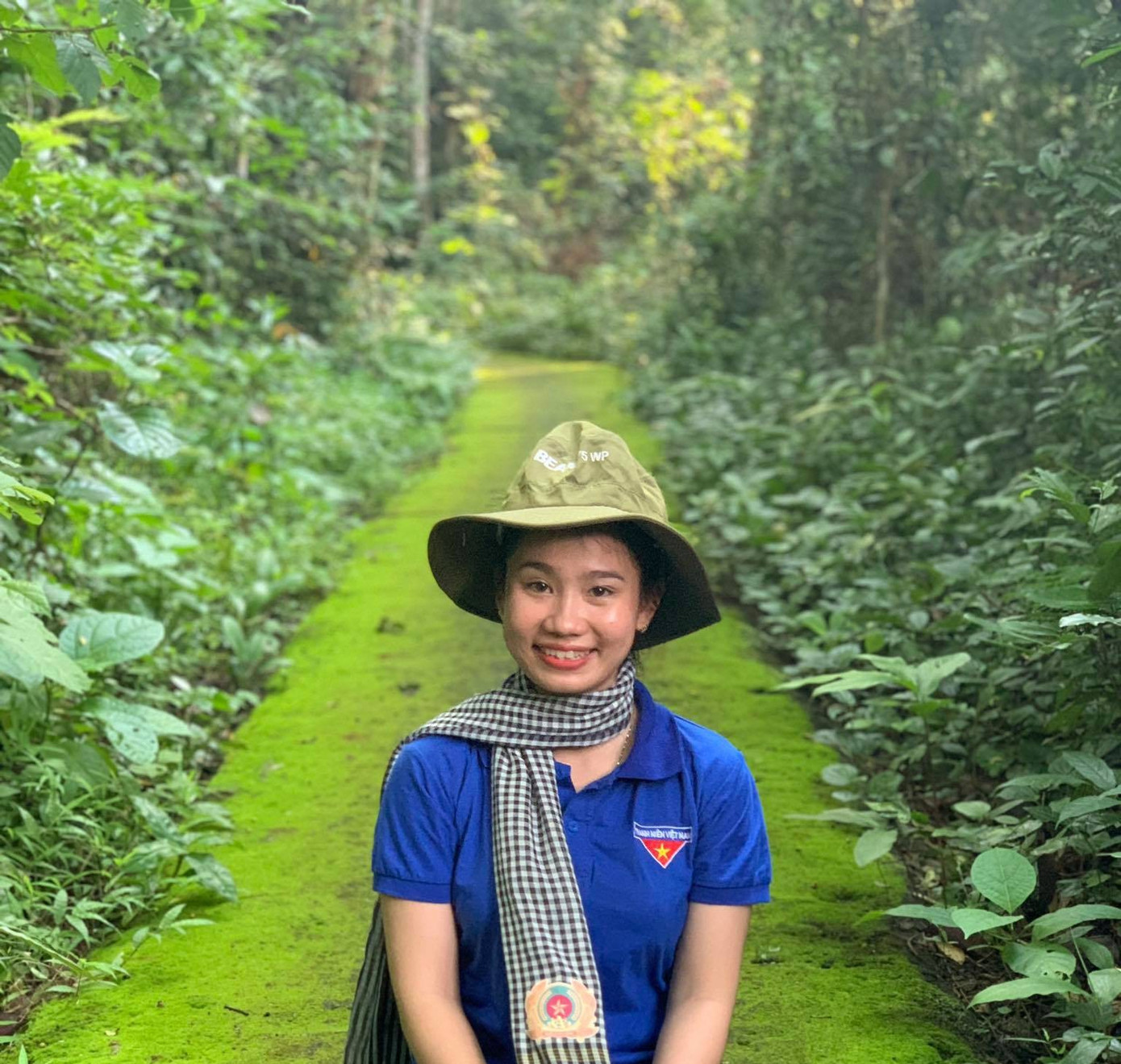 Nữ Bí thư Đoàn 9X duyên dáng, mê thiện nguyện ảnh 17