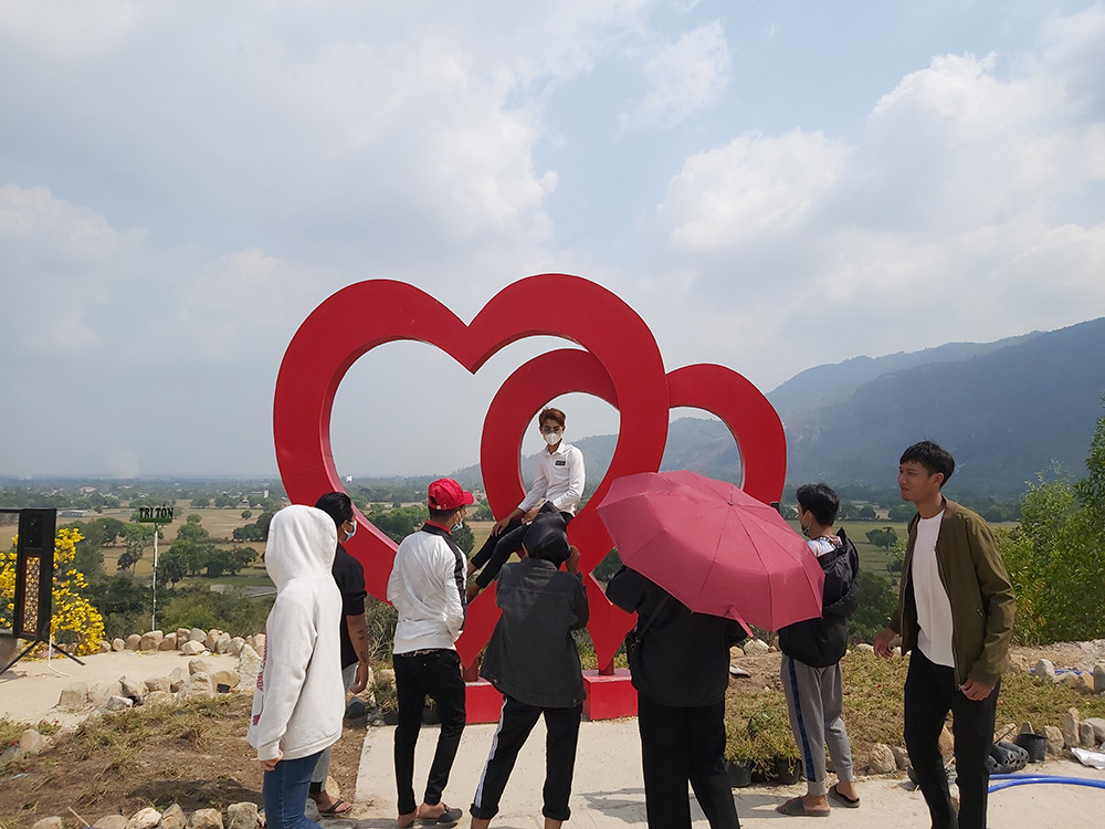 Khám phá 'Tuyệt tình cốc' miền Tây đẹp hút hồn giới trẻ ảnh 8