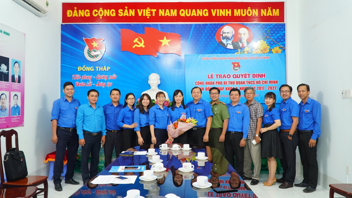 Chị Nguyễn Thị Thúy Lam nhận quyết định làm Phó Bí thư Tỉnh đoàn Đồng Tháp ảnh 3