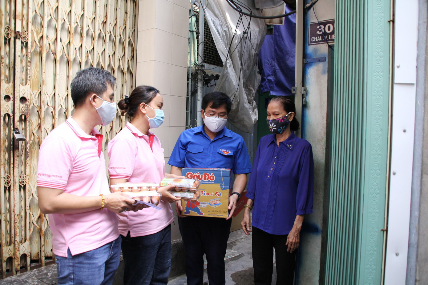 An Giang: Tiếp sức cho người nghèo chống dịch COVID - 19 ảnh 2