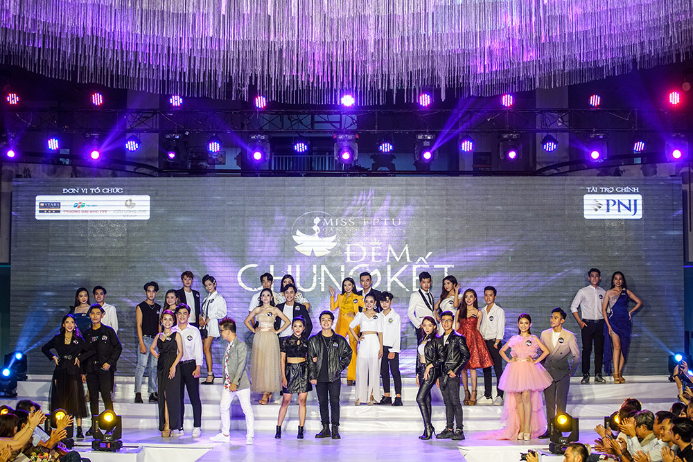 Hoa hậu Đỗ Mỹ Linh trao vương miện cho tân Hoa khôi đại học FPT Cần Thơ ảnh 9