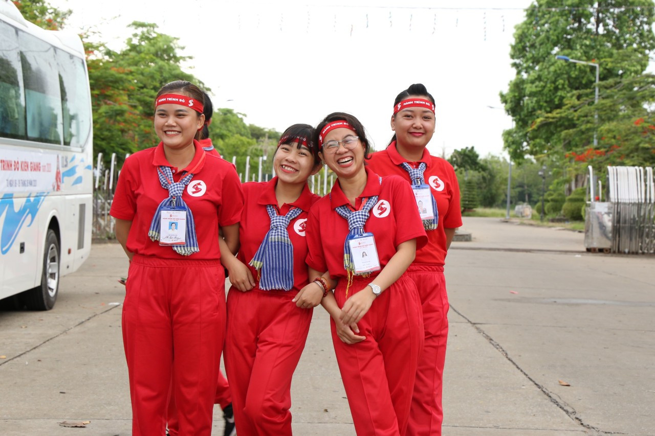 Nữ thạc sỹ dân tộc Tày tình nguyện đi khắp cả nước tuyên truyền hiến máu ảnh 2