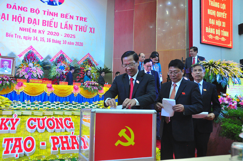 Nhân sự Ban thường vụ Tỉnh ủy Bến Tre khóa mới gồm những ai? ảnh 2