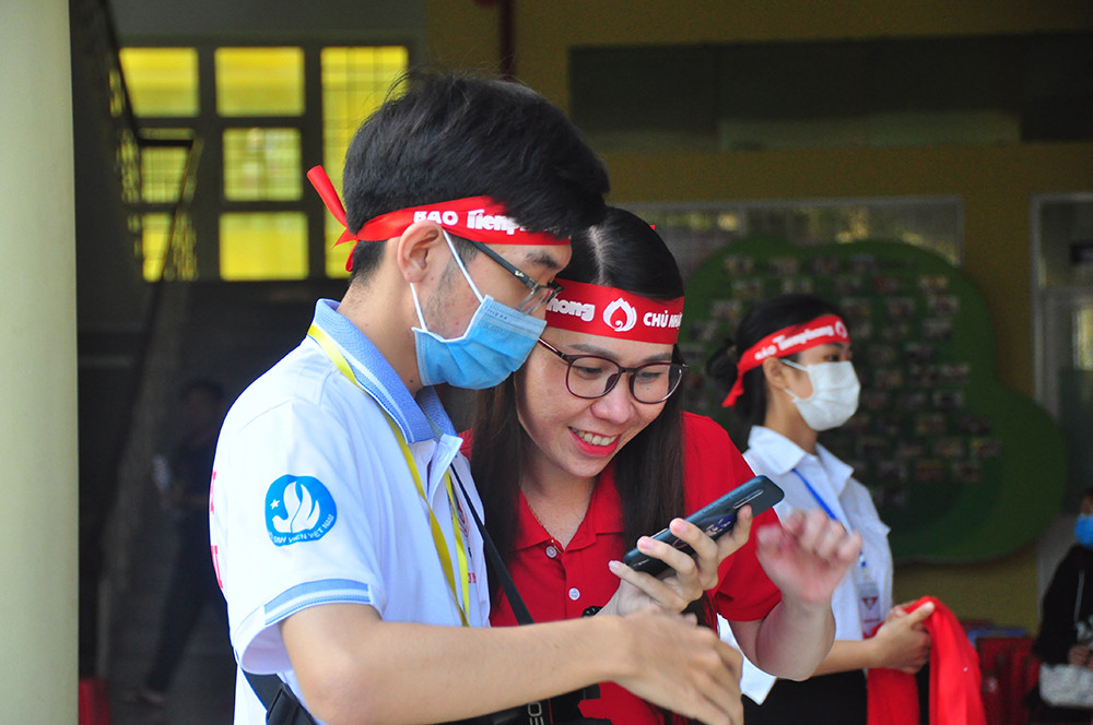 Tưng bừng Chủ nhật Đỏ tại trường đại học Trà Vinh ảnh 15