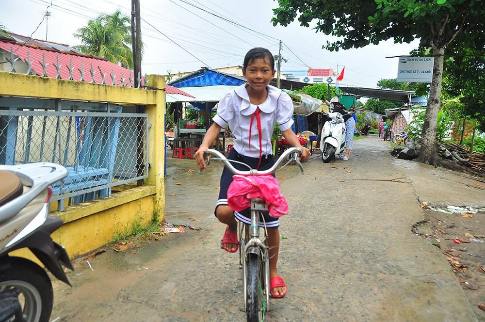 'Chuyến xe ước mơ' mang yêu thương đến với học sinh vùng sâu ảnh 18
