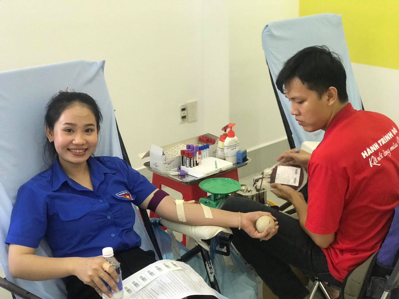 Nữ Bí thư Đoàn 9X duyên dáng, mê thiện nguyện ảnh 5