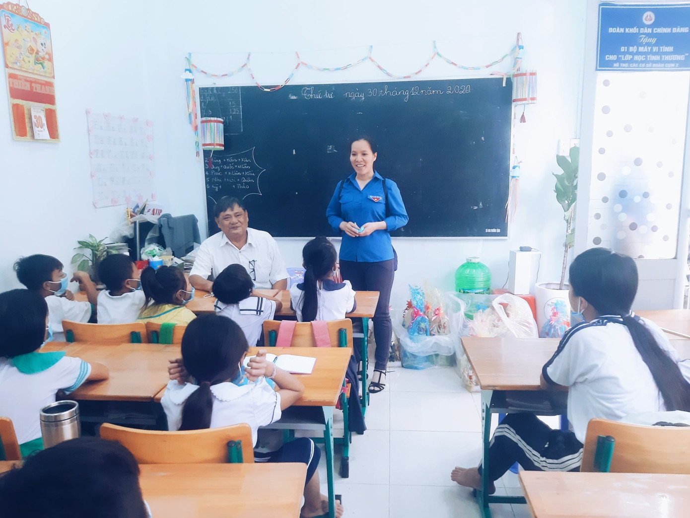 Tỉnh đoàn An Giang mang niềm vui đến trẻ em cơ nhỡ dịp năm mới ảnh 3