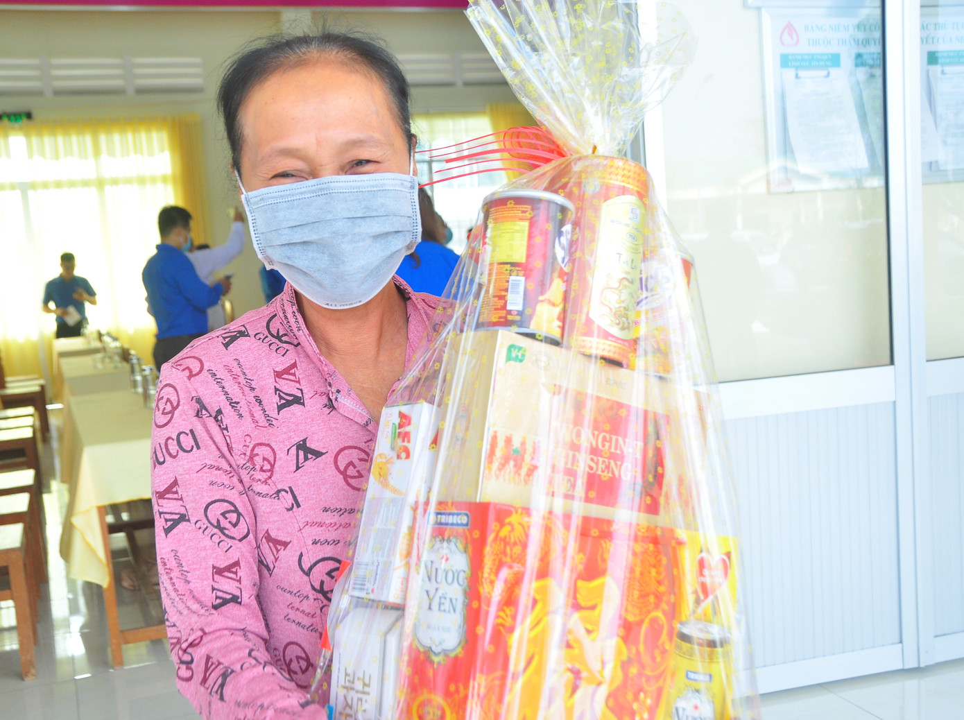 Tặng gần 1 tỷ đồng cho người dân Đồng Tháp vui xuân, đón tết ảnh 9