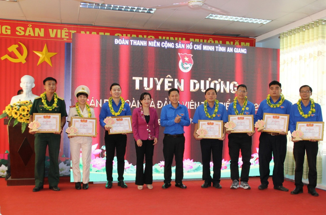 An Giang tuyên dương Thanh niên tiên tiến làm theo lời Bác ảnh 2