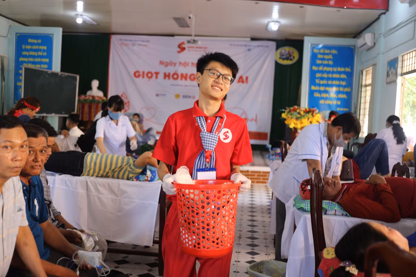 Kiên Giang khởi động Hành trình Đỏ sôi nổi sau dịch COVID-19 ảnh 2