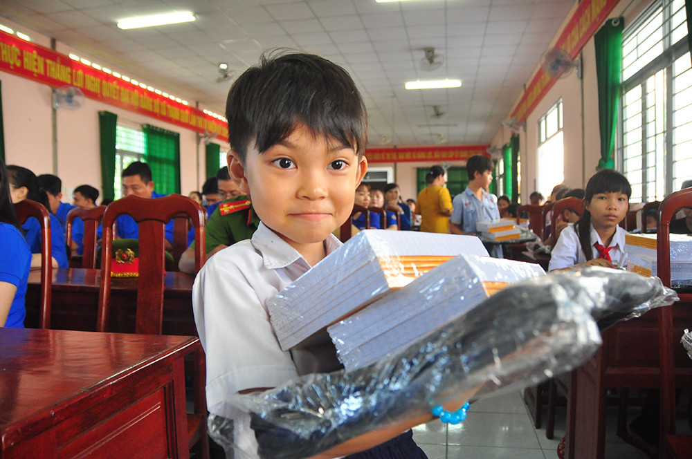 Khám bệnh cho người dân vùng sâu TP Cần Thơ ảnh 7