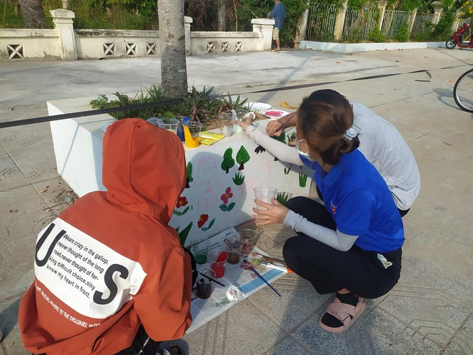 Đất Sen Hồng rực rỡ sắc xuân màu áo xanh tình nguyện ảnh 3