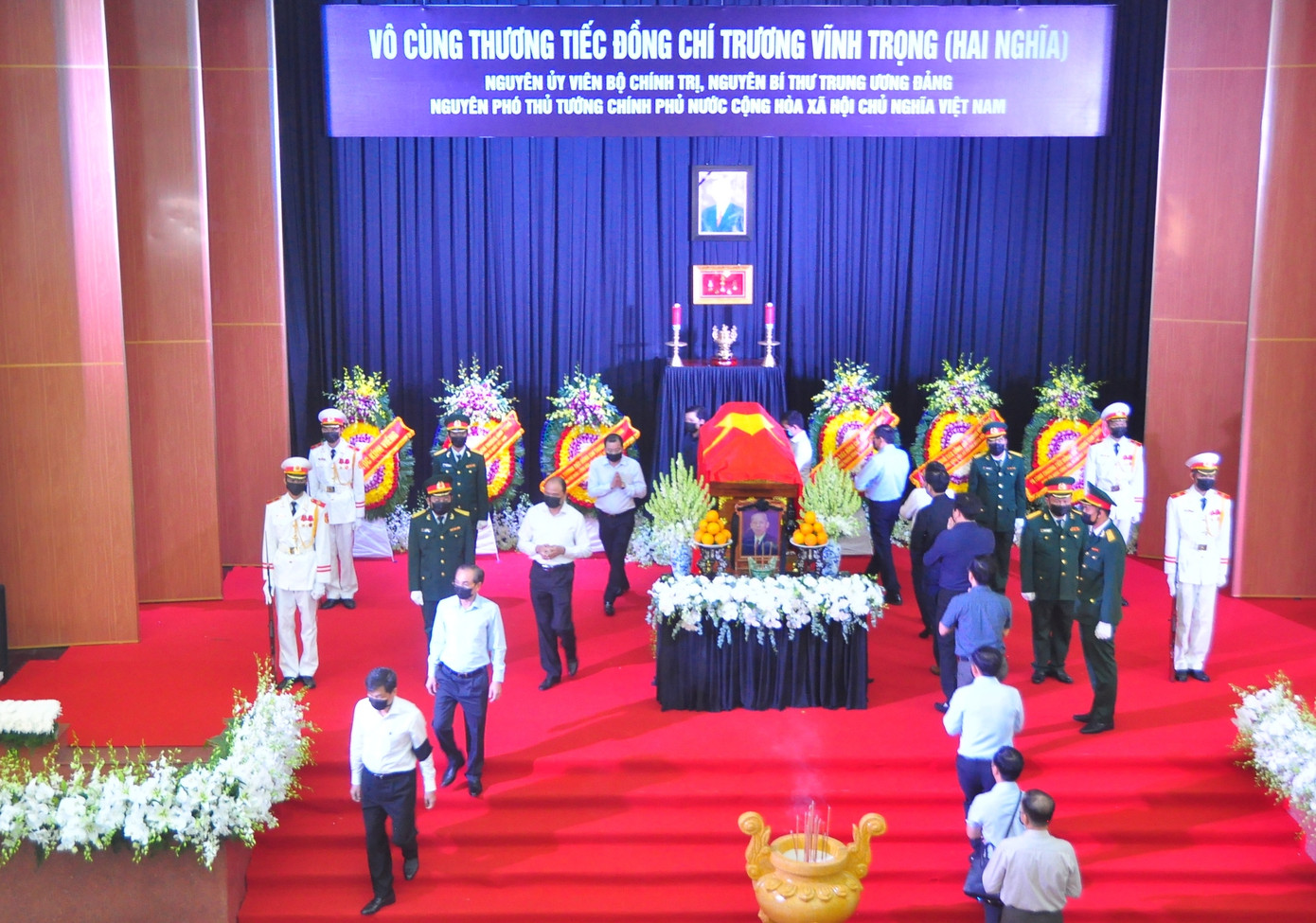 Xúc động dòng sổ tang tiễn biệt nguyên Phó Thủ tướng Trương Vĩnh Trọng ảnh 6