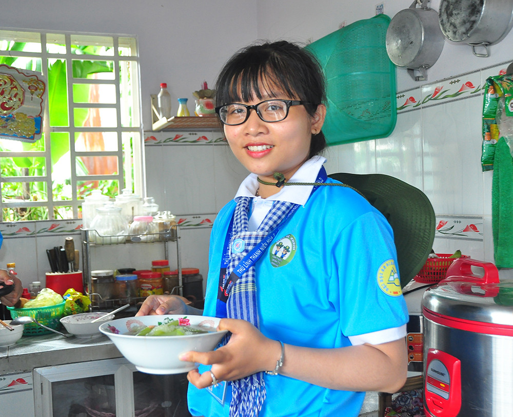 Những khoảnh khắc ấm áp của thanh niên tình nguyện ảnh 7