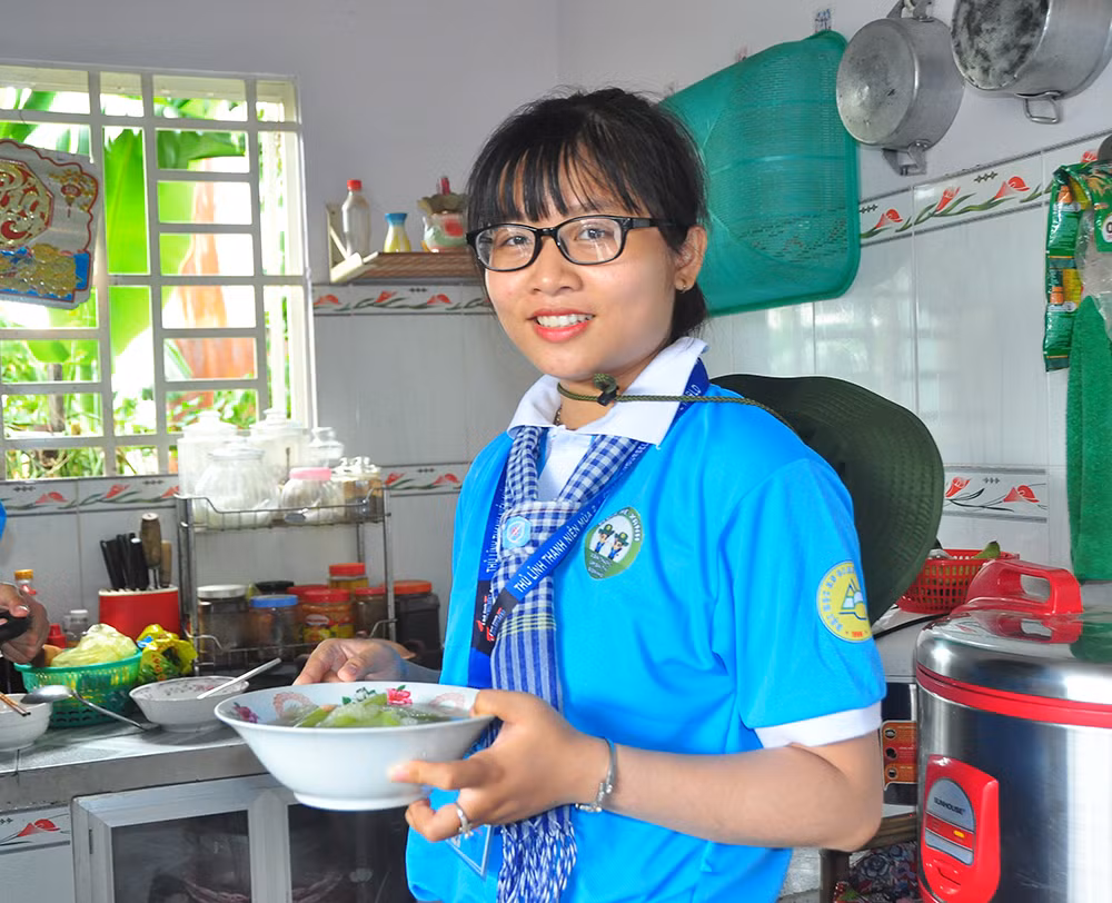 Những khoảnh khắc ấm áp của thanh niên tình nguyện ảnh 7