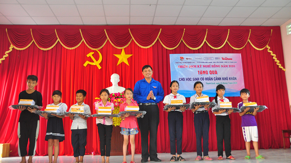 Khám bệnh cho người dân vùng sâu TP Cần Thơ ảnh 15