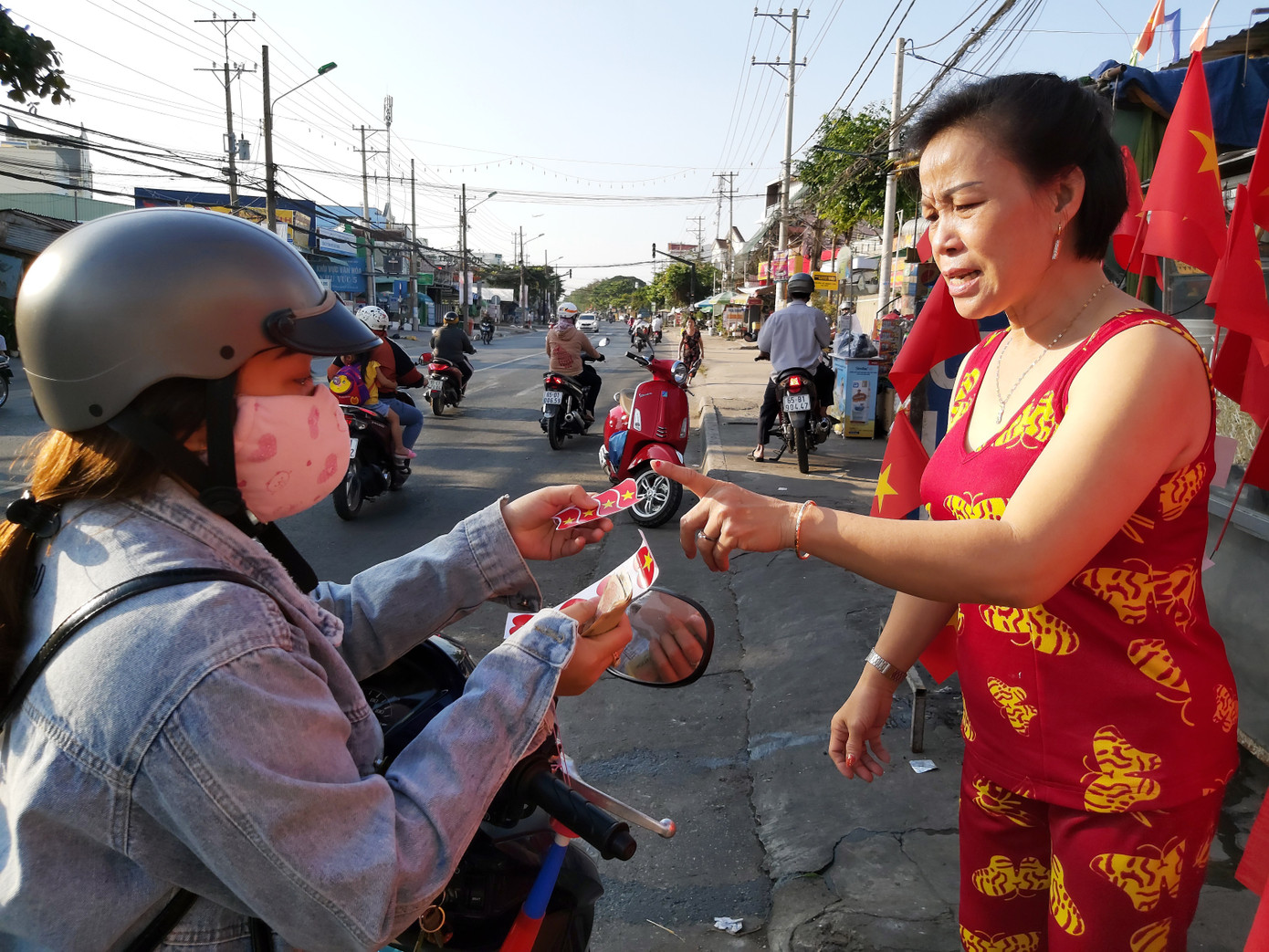 Bạn trẻ Tây Đô háo hức cổ vũ đội tuyển U22 Việt Nam ảnh 8