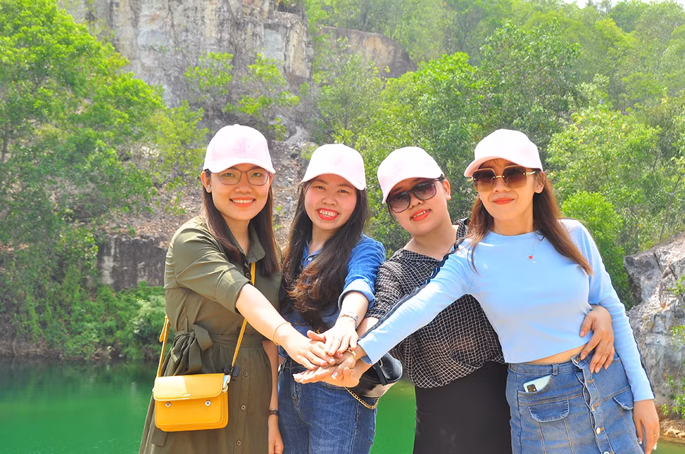 Khám phá 'Tuyệt tình cốc' miền Tây đẹp hút hồn giới trẻ ảnh 3